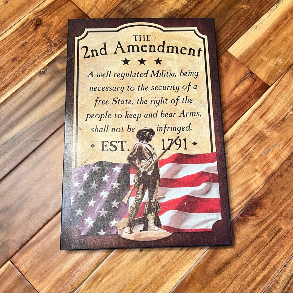 The 2nd amendment patriotic home decor picture